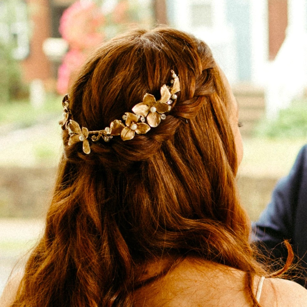 Brides and Hairpins Noemie Crown